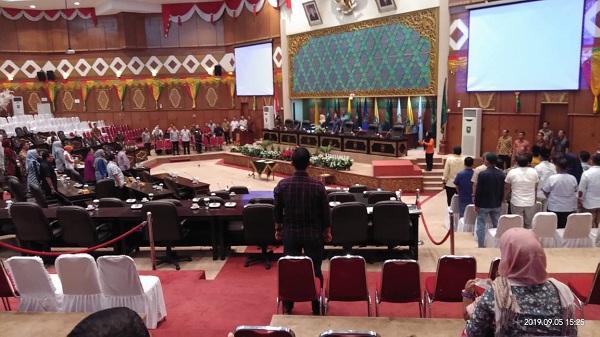 37 Wajah Baru dan 28 Anggota Lama  DPRD Riau Dilantik Hari Ini